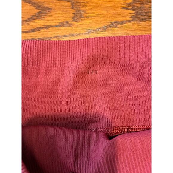 Lululemon Ebb to Street Tight Leggings Wash Red Pink Size 6 - Picture 4 of 5